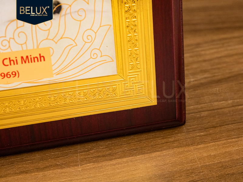 Tranh Bác Hồ mạ vàng 24k 34x24cm